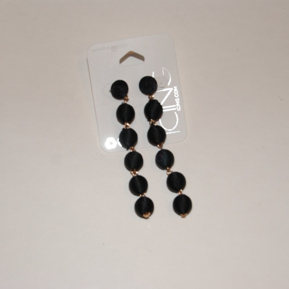NEW Black 3" Thread Wrapped Ball Drop Earrings NWT - Picture 4 of 8